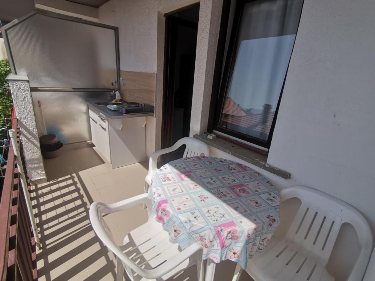 Guesthouse Zimovski Pestani Kültér fotó