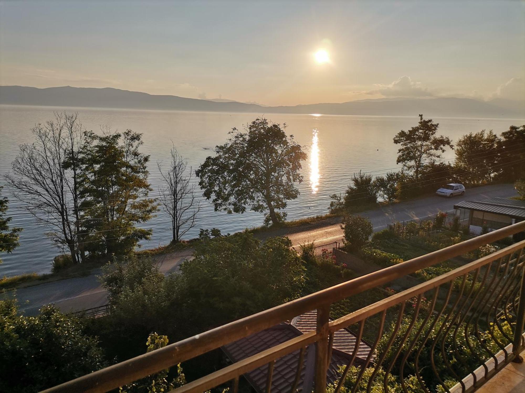 Guesthouse Zimovski Pestani Kültér fotó