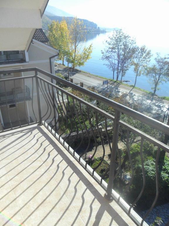 Guesthouse Zimovski Pestani Kültér fotó