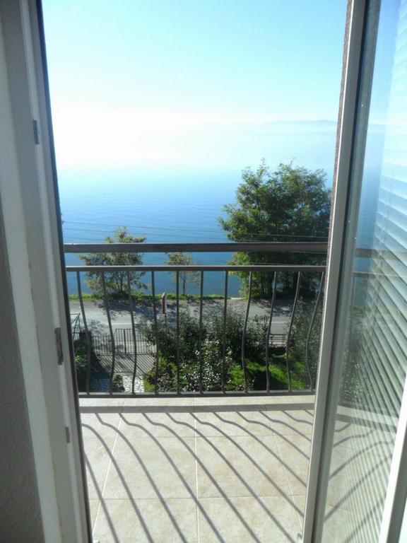 Guesthouse Zimovski Pestani Kültér fotó